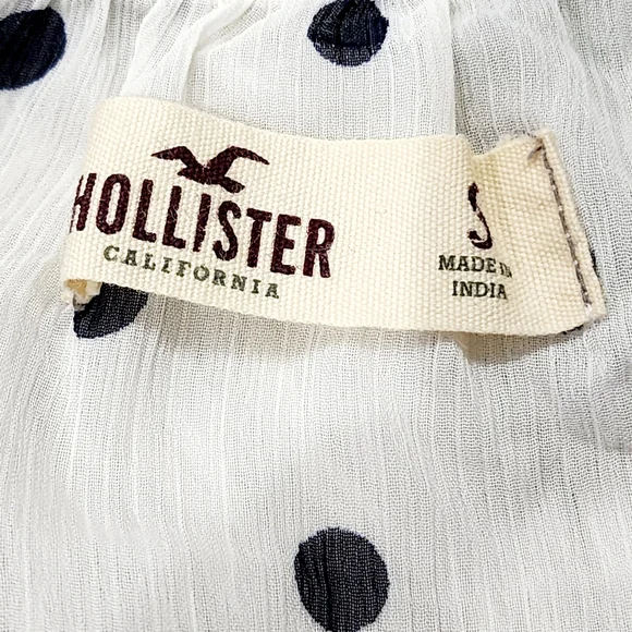 $3 - If Bundled | HOLLISTER | White Polka Dot Top | Small - Picture 2 of 6